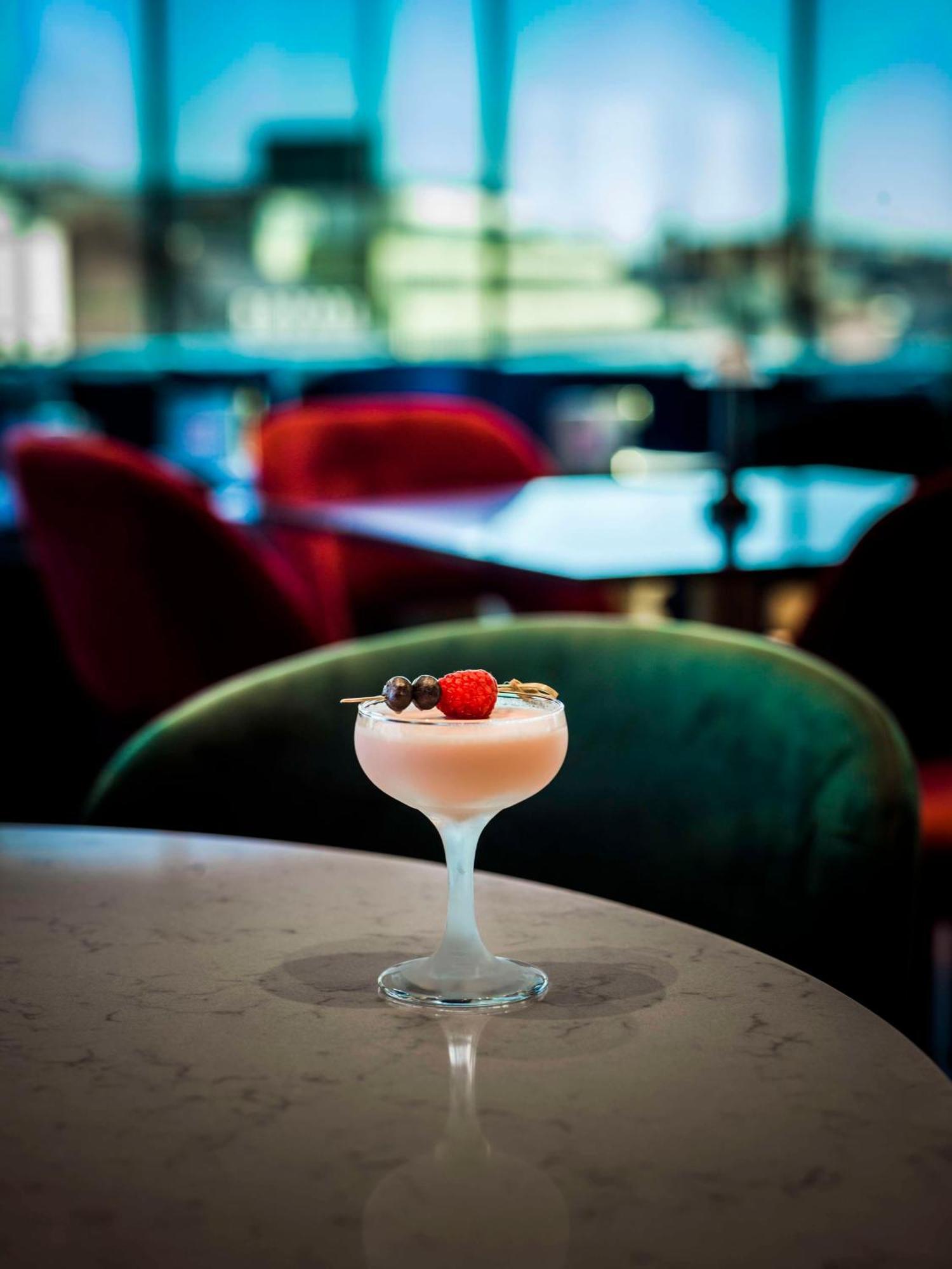 Radisson Blu Royal Viking Hotel, Stoccolma Esterno foto A strawberry daiquiri